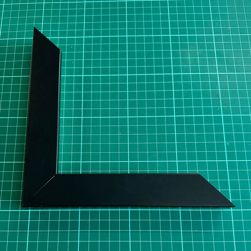 code b black large flat 30mm w outer edge